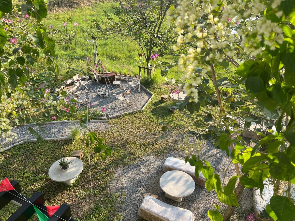 บ้าน Guh Uthai Thani Εξωτερικό φωτογραφία